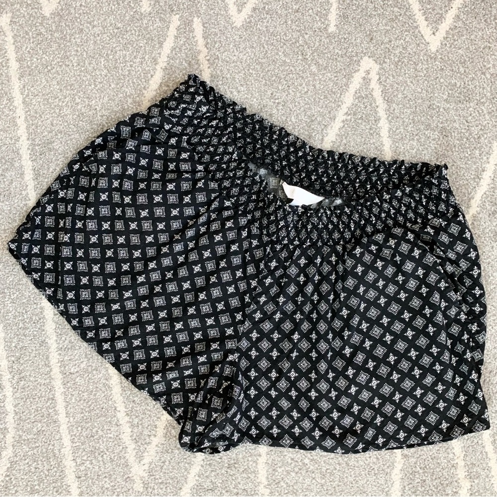 a:glow Black Smock Waist Cotton Culotte Maternity Shorts